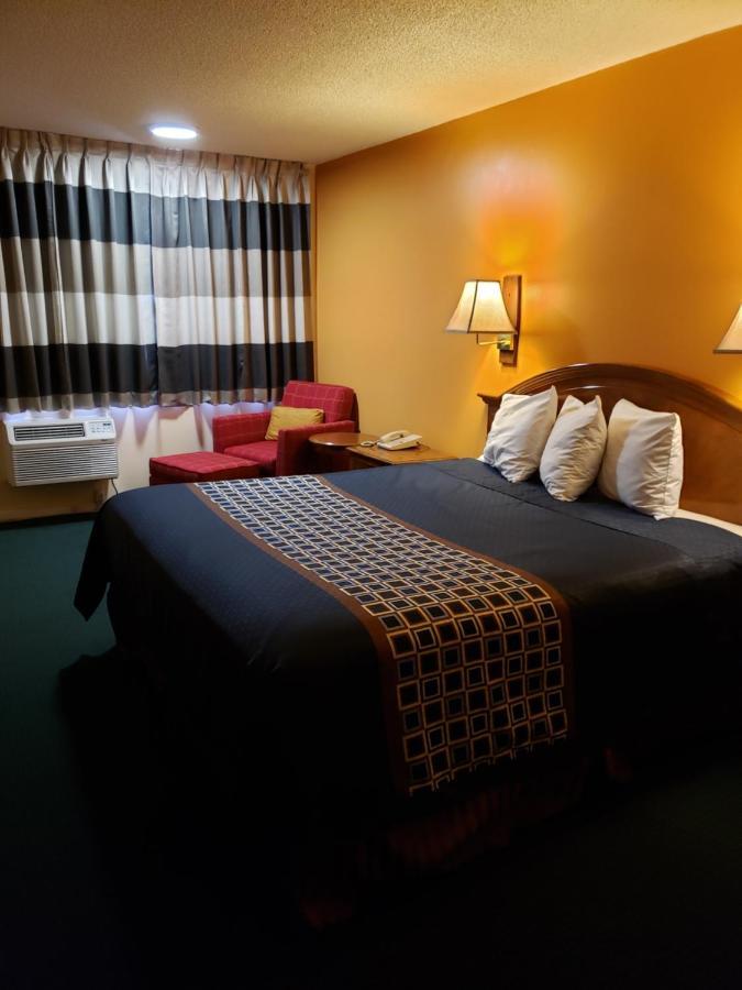 Shasta Lodge Redding Ngoại thất bức ảnh