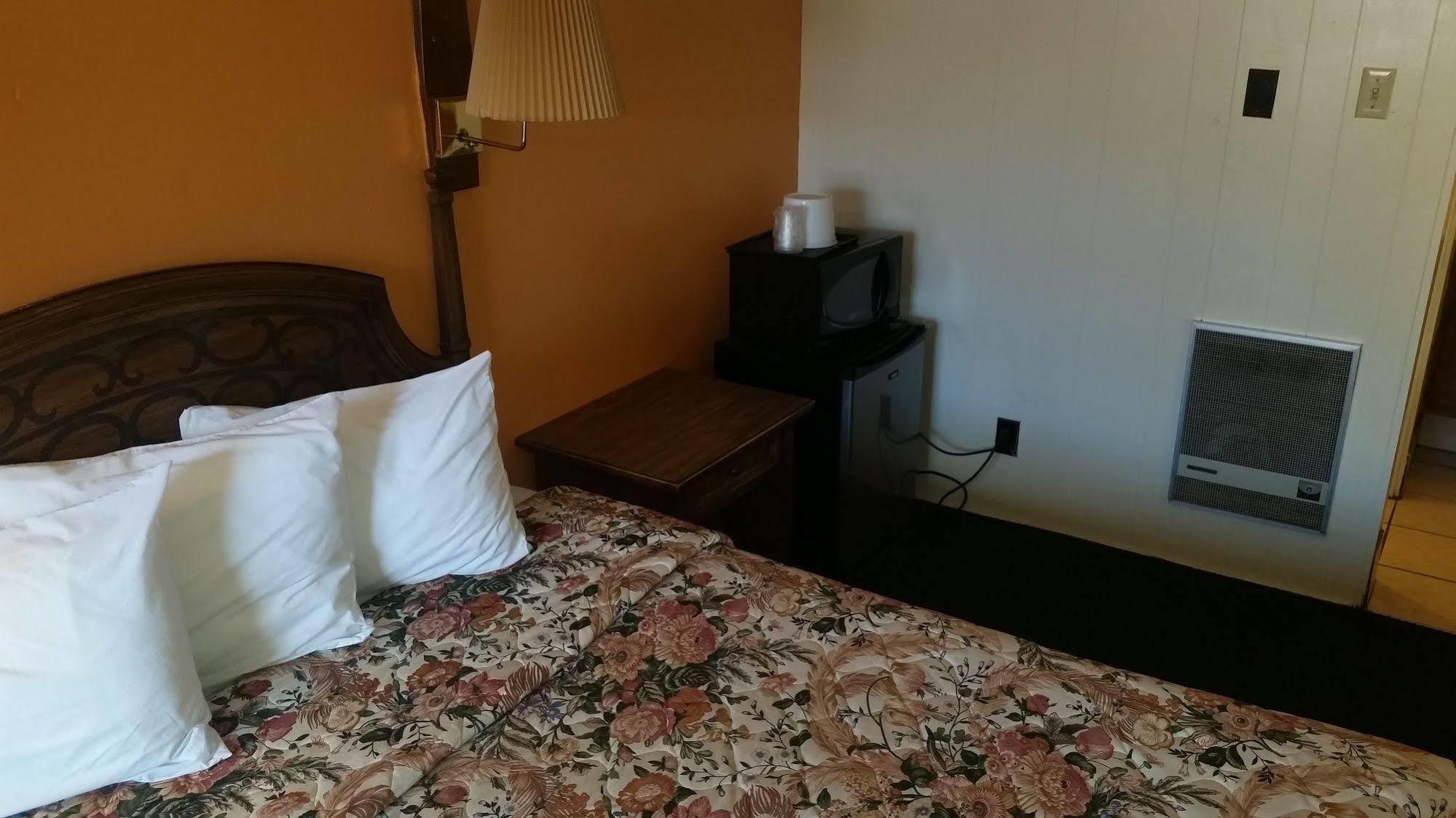 Shasta Lodge Redding Ngoại thất bức ảnh